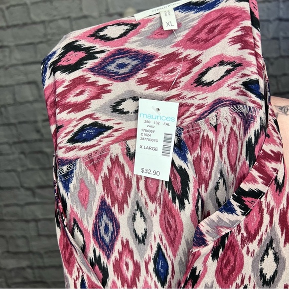 MAURICE’S Atwood Geo Print 3/4 Sleeve Popover Blouse - Picture 4 of 4